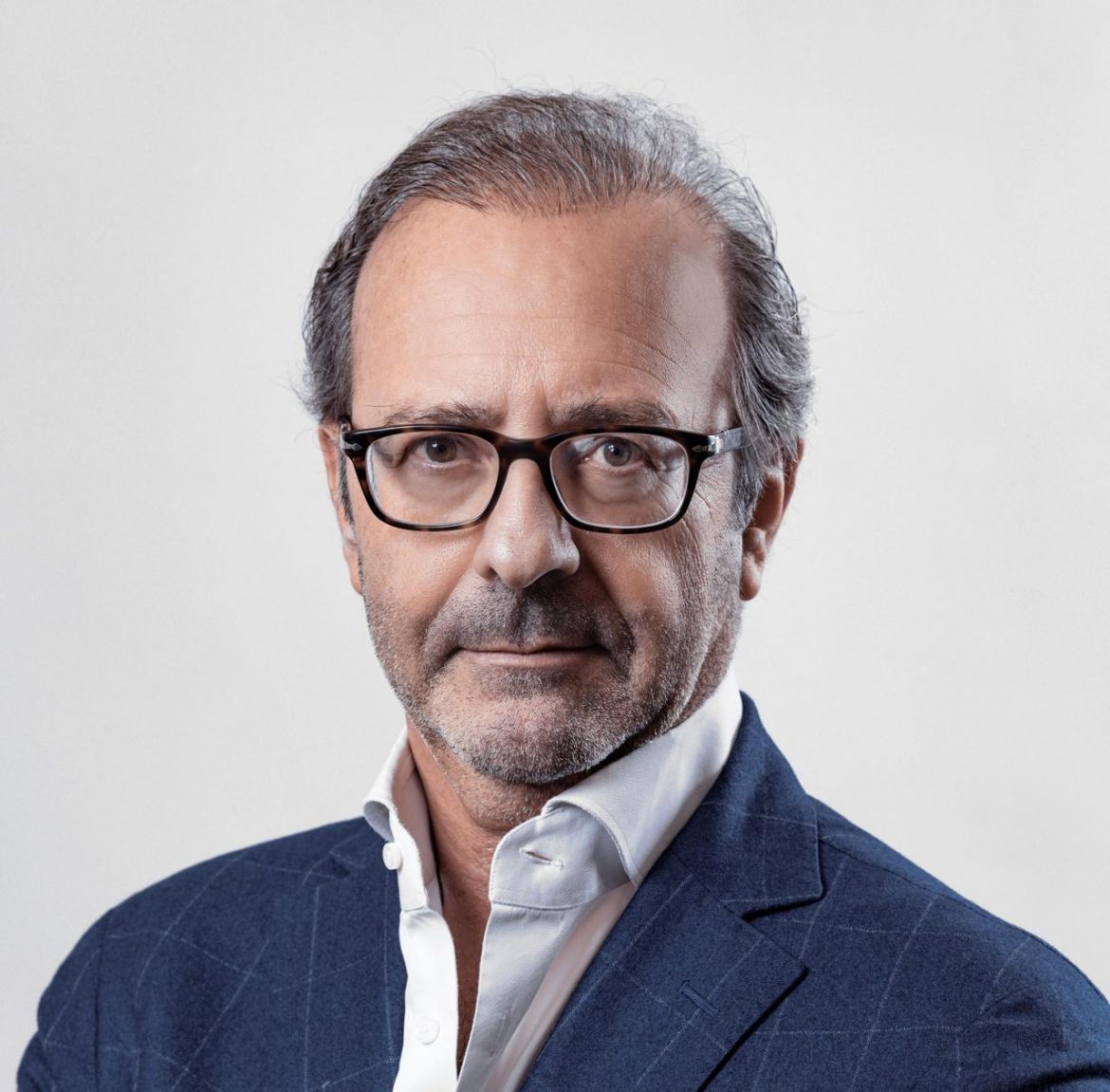 Claudio-Mombelli-CEO-Domorental-bis.jpg