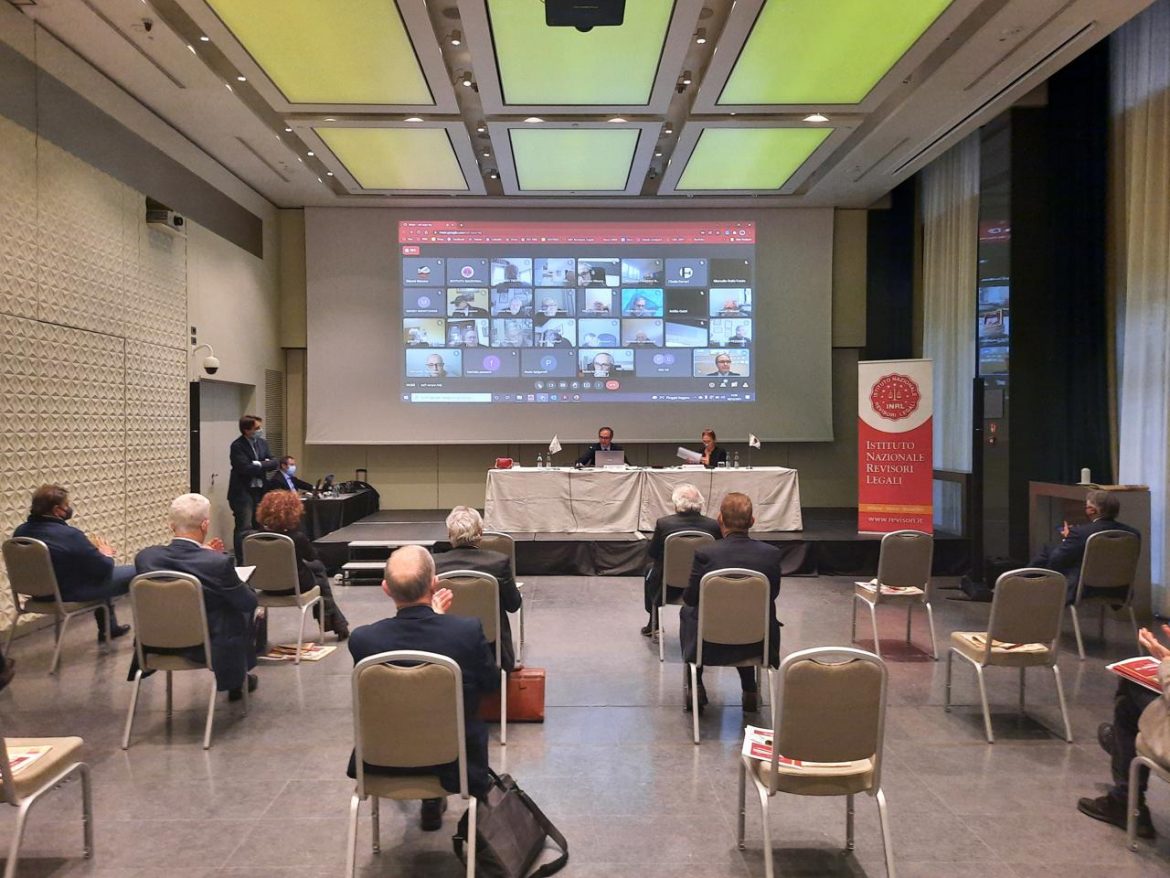 FOTO-SEMINARIO-INRL-A-MILANO.jpg