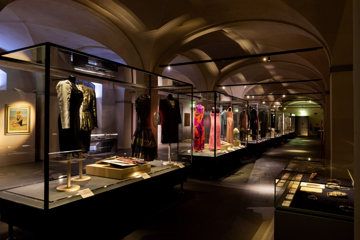 BF325C33-8ECA-4108-B989-31C9C8069500