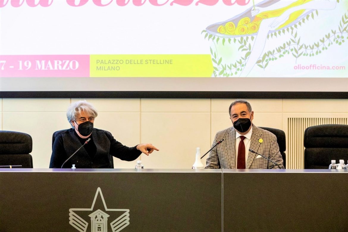 75F84AEF-BBB2-490A-86D5-6913B5C475D1