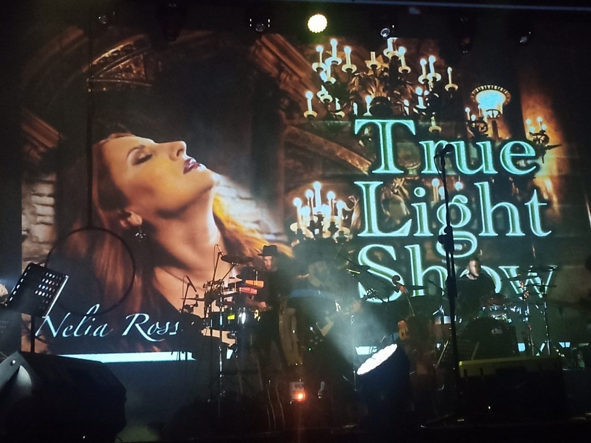 D8DCB1B4-4506-425C-98C6-8E038E022918