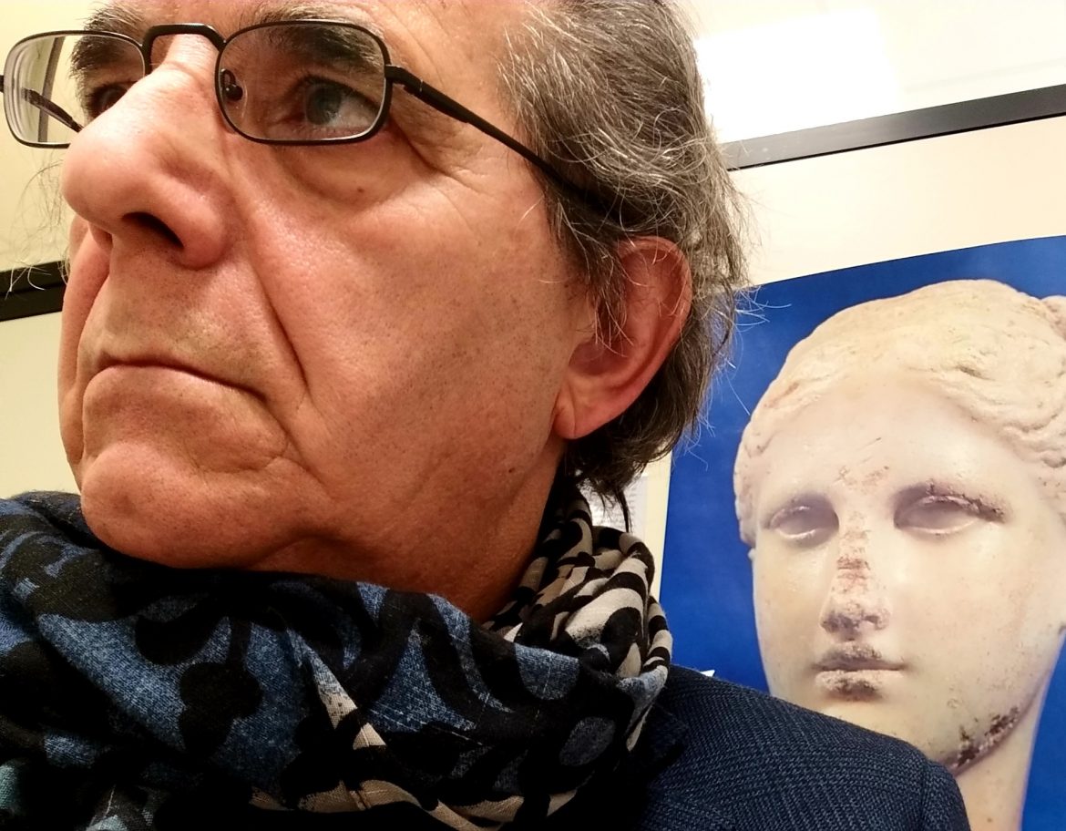 99F9639F-0208-4067-86A2-60584AA3B64B