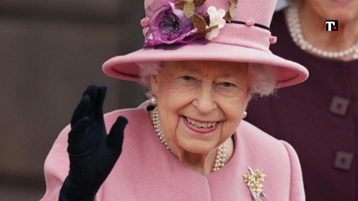 AEE485E6-AC80-4342-AB69-D206FF85C73A