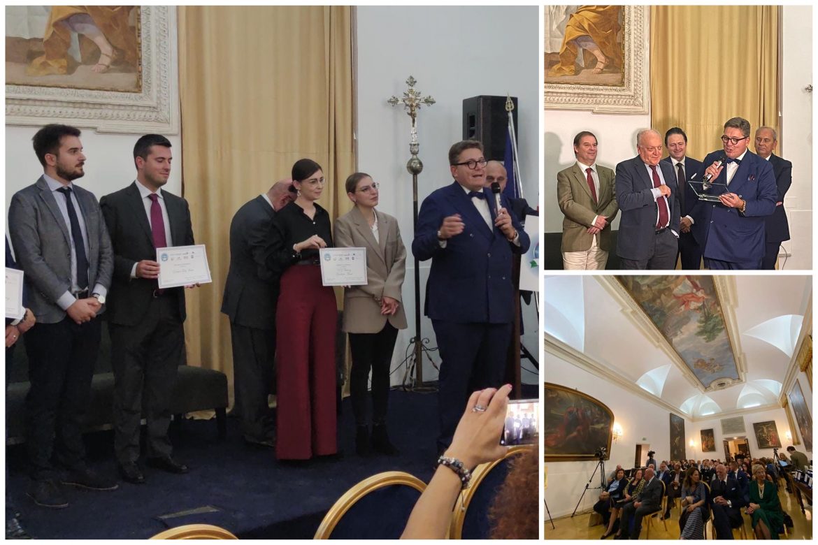 33C31E1F-6CBF-4BC3-9ED3-37753C8148F6