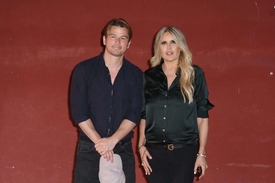 8C38564C-DAD3-41D2-B803-4C46A2E149FE