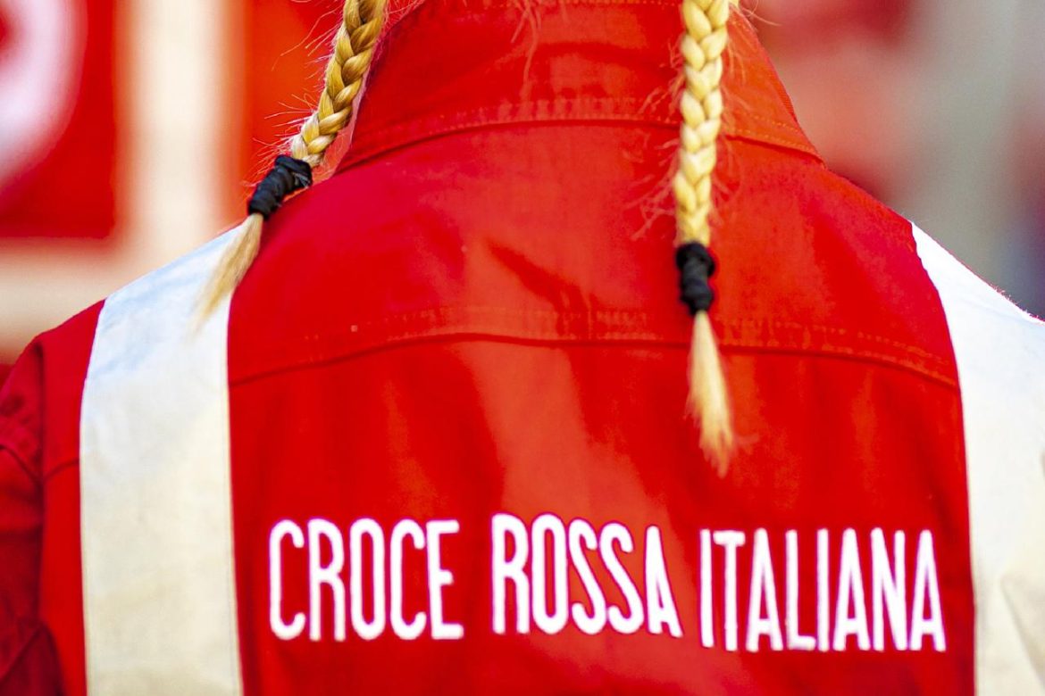 crocerossa_ita_giacca_fg_ipa.jpg