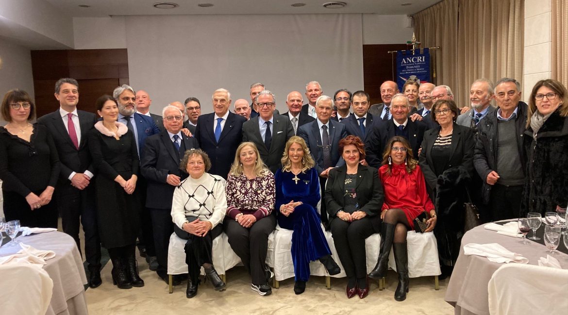 ACFB8080-9D1E-46A7-B82C-BFF9AA7CFE62