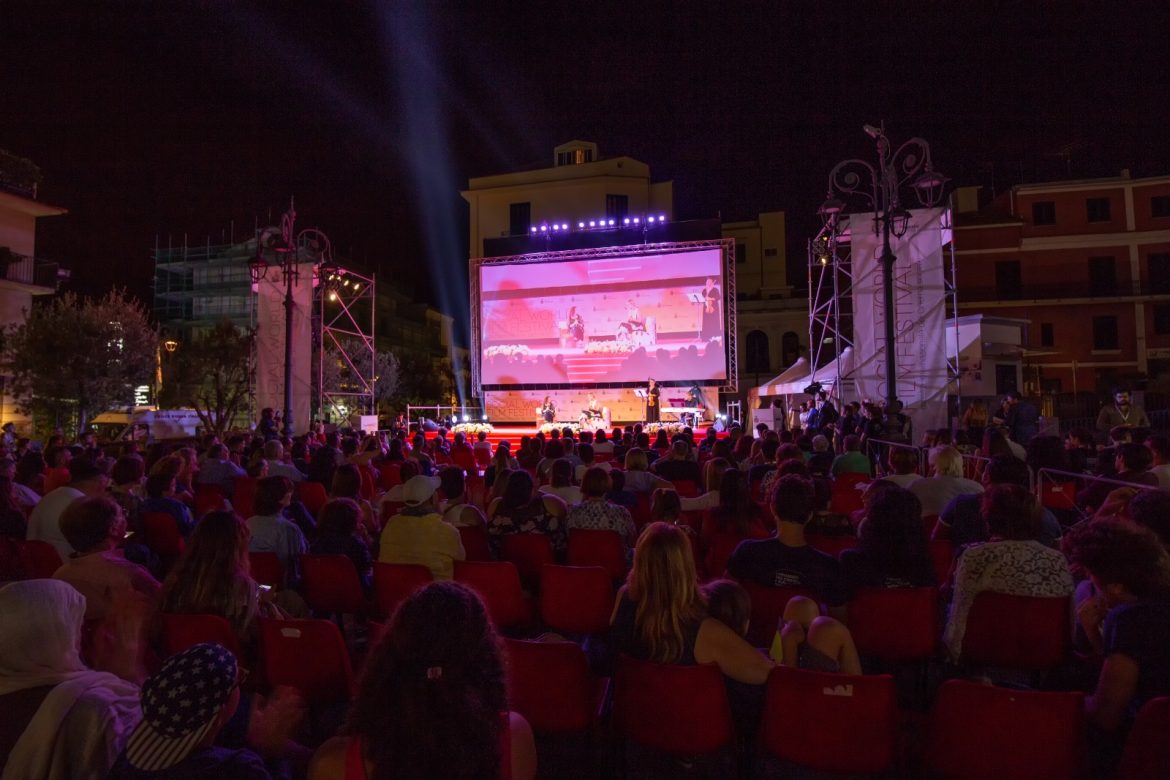 7AD70C75-702B-4360-9936-D0312A3BFAAF