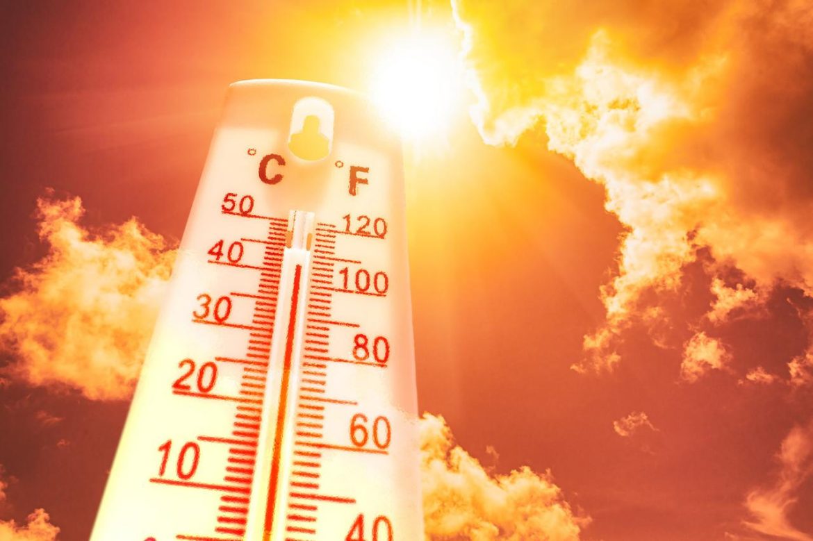 Copia-di-caldo_record_123RF.jpg