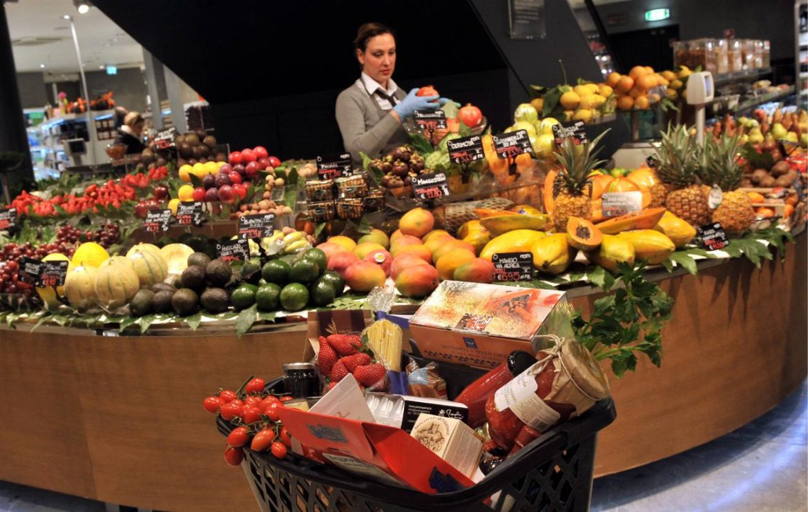 frutta_carrello_prezzi_FTG_3-2-2648334682_3-3-1555101672_3-4-2819623965.jpg