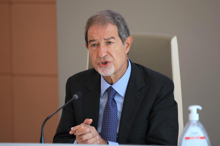 presentato_il_progetto_banca_della_terra_che_mette_a_disposizione_430_ettari_di_terreno_per_i_giovani.jpeg