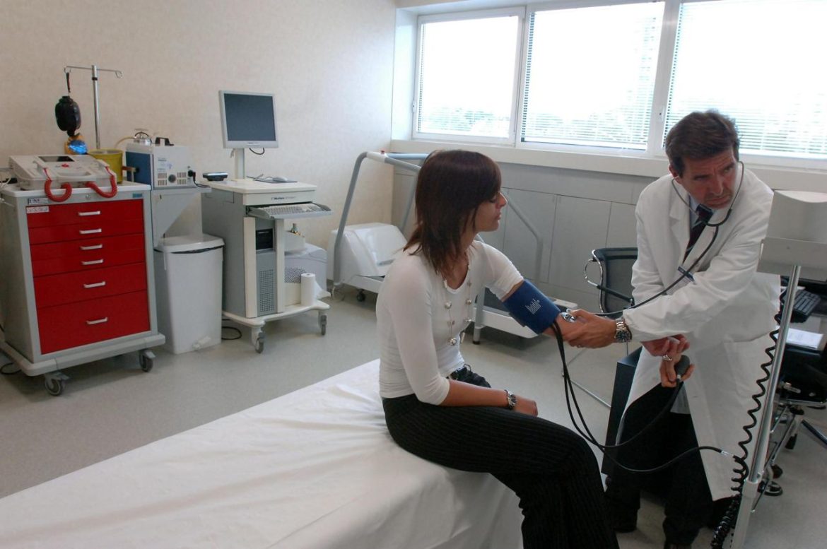 medico_pressione_Fg.jpg