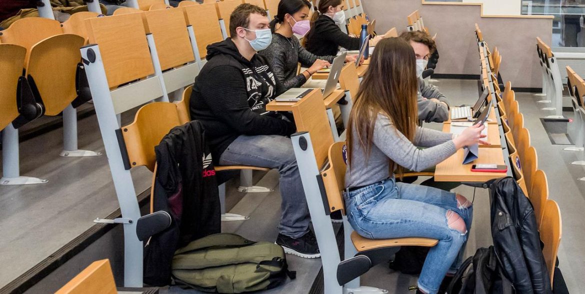 universita_studenti_fg_rit.jpg