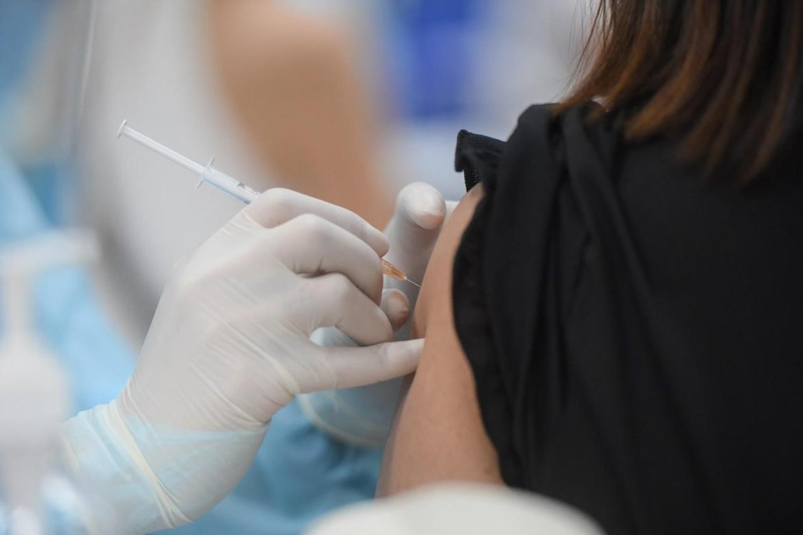vaccinazione_vaccini_covid_siringa_fg_ipa.jpeg
