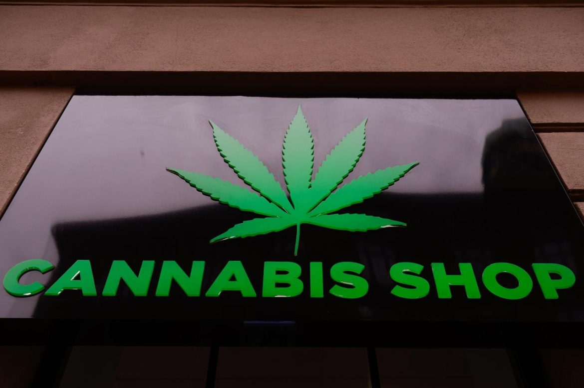 cannabis_shop_FTG_IPA.jpg