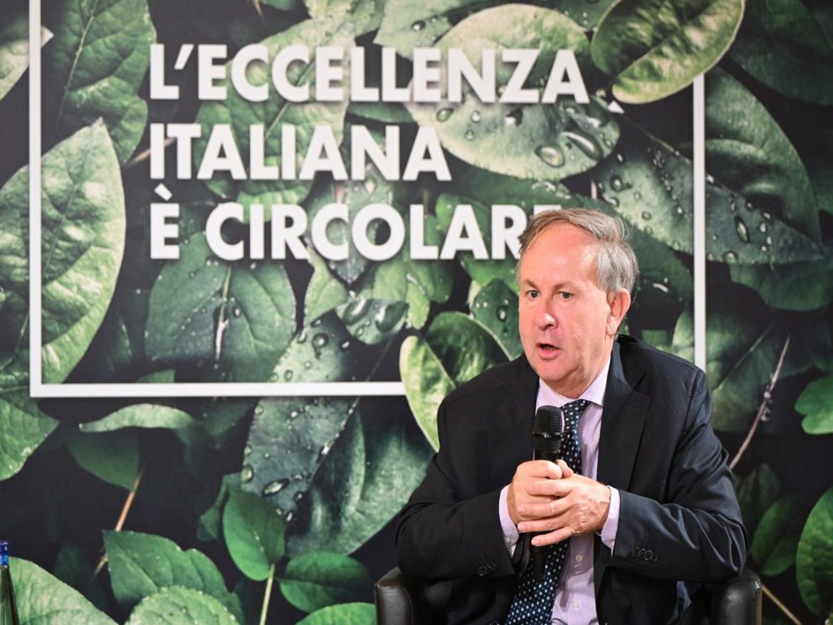 carlo_corazza_conou_comm.JPG