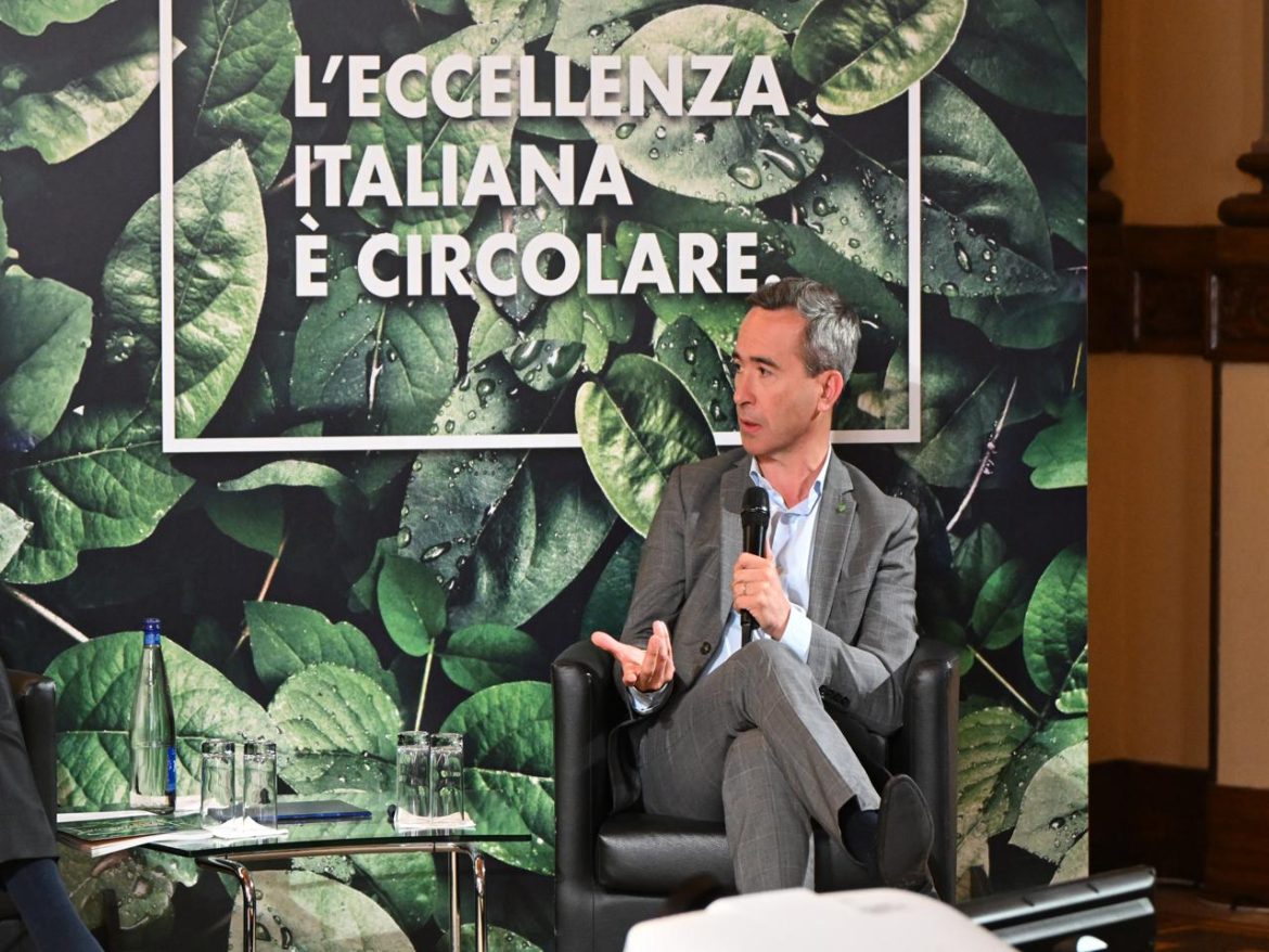 stefano_ciafani_conou_comm.JPG