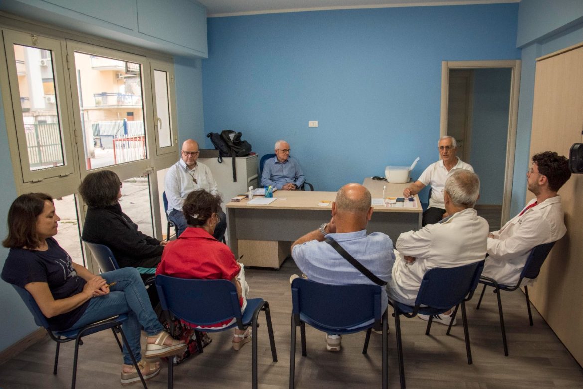 1CD63497-4AE3-417F-97D2-3E5BAC46745E