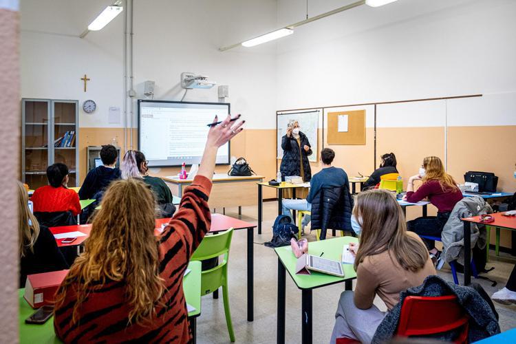 milano_-_covid-19_zona_gialla_-_liceo_tito_livio_scuola_in_presenza_dimezzata.jpeg