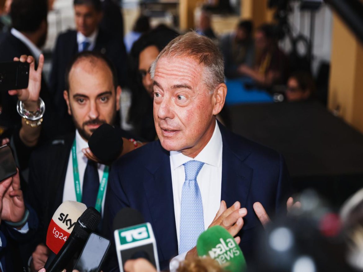 ministro_imprese_adolfo_urso_fg-2000×1333.jpg