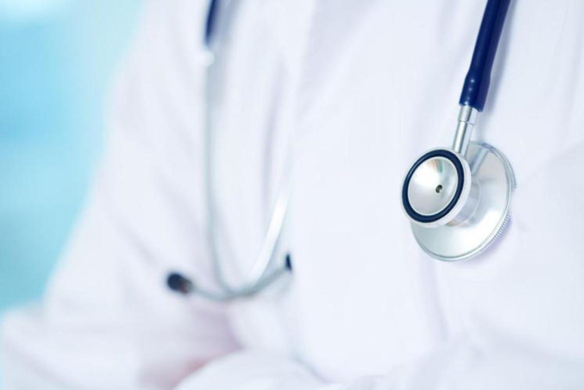 medico_stetoscopio_storyblocks_1-0-3328822417.jpeg