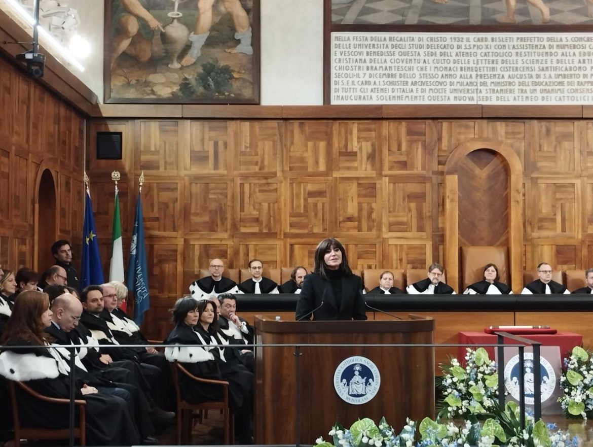 univ_cattolica_milano_bernini_comm.jpg