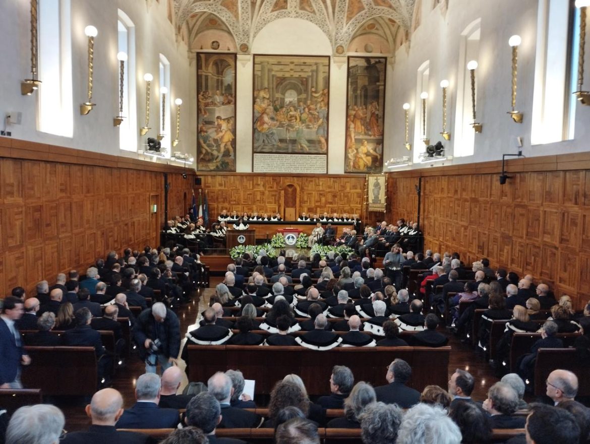 univ_cattolica_milano_comm.jpg