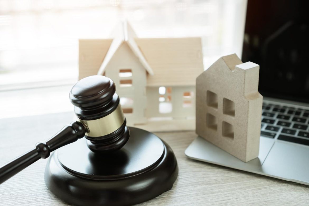 Digital_Auction_House_Shutterstock_comm.jpg
